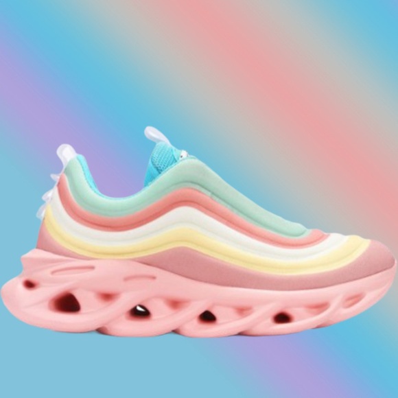 Robbin Orlando Color Block Platform Wedge Sneaker - Picture 9 of 9